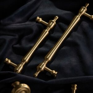 Crown | Brass handle | มือจับตกแต่ง | ปุ่มกลมสีทอง